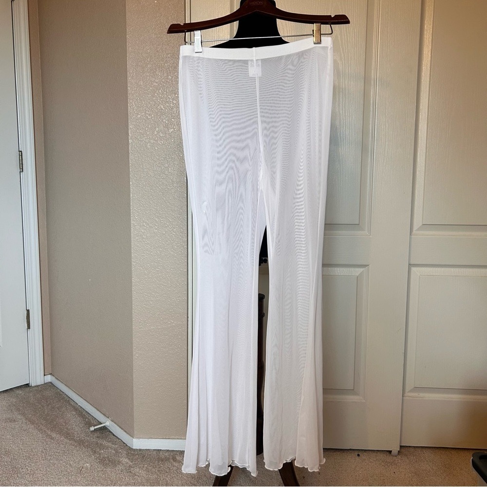 Wild Fable‎ White Sheer Mesh Flare Pants Size Medium